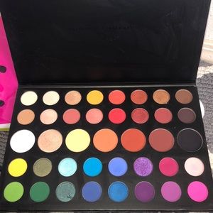 Sanitized James Charles Palette- like new?!